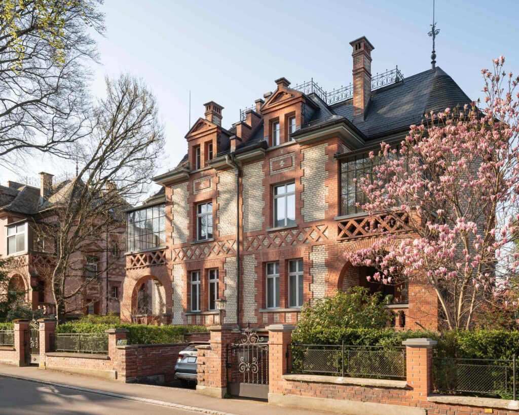 Uebersicht formwaerts feinruhe Fassade Winterthur