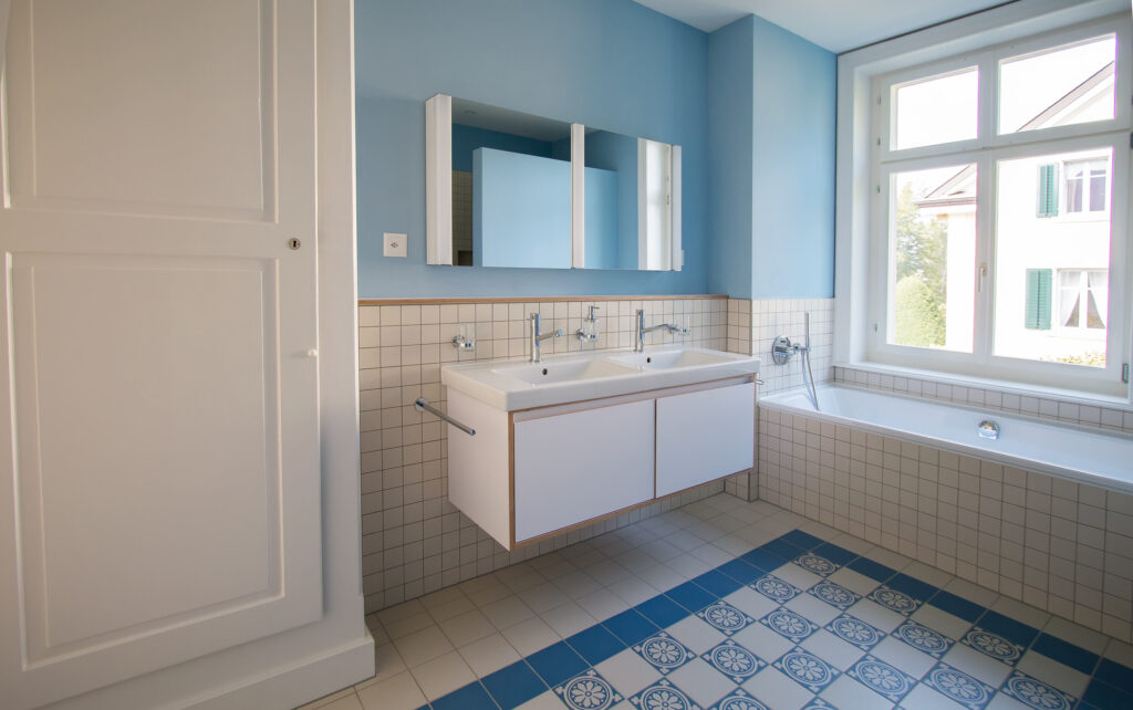 formwaerts lind Badezimmer Winterthur formwaerts lind Badezimmer Winterthur
